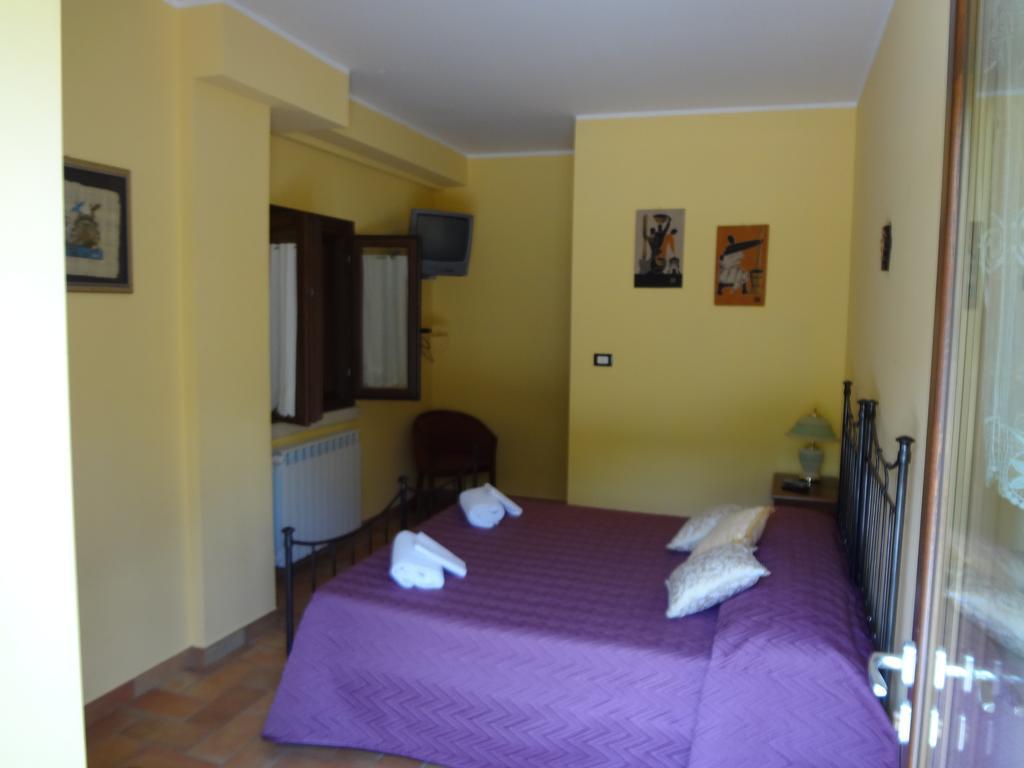 Le Stanze Di Bacco Villa Cagnano Amiterno ห้อง รูปภาพ