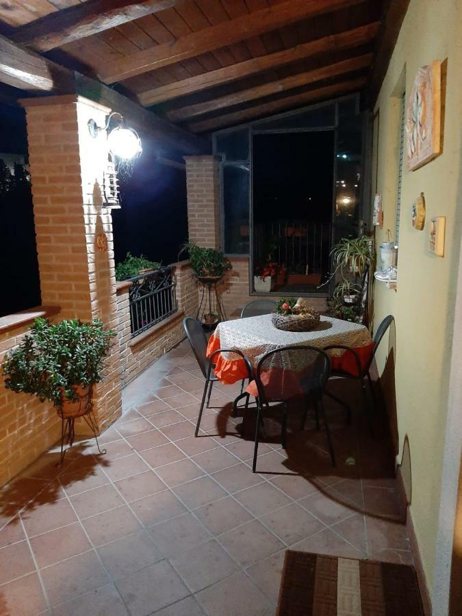 Le Stanze Di Bacco Villa Cagnano Amiterno ภายนอก รูปภาพ
